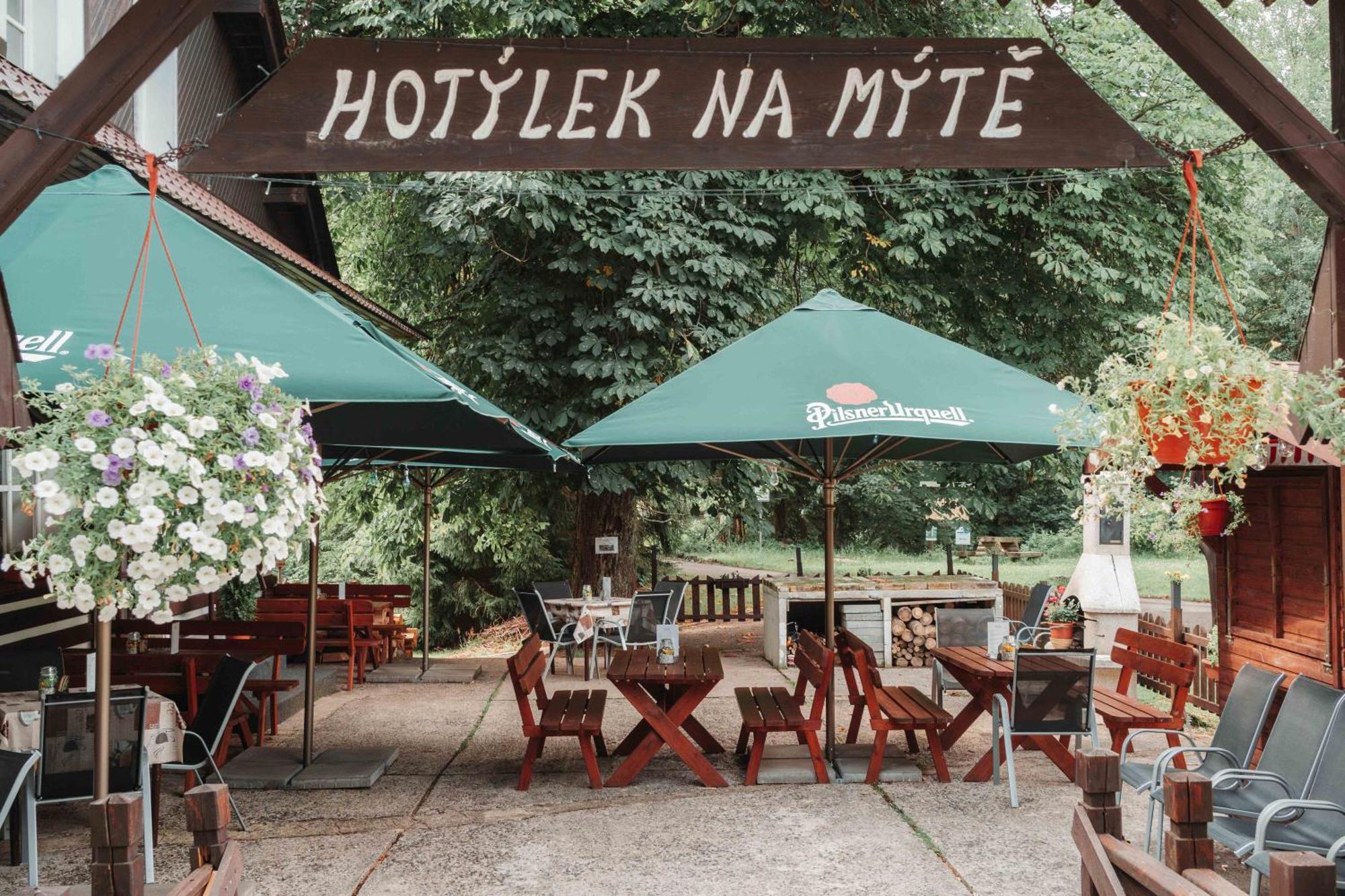 Отель Hotylek Na Myte Гаррахов Экстерьер фото